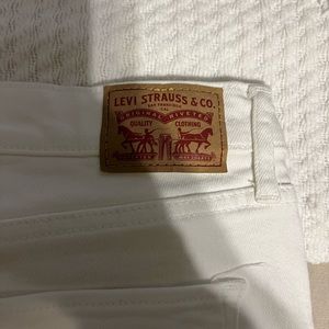 Levi’s White Denim Shorts